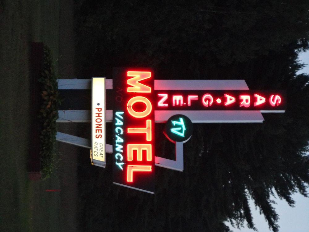 Sara Glen Motel