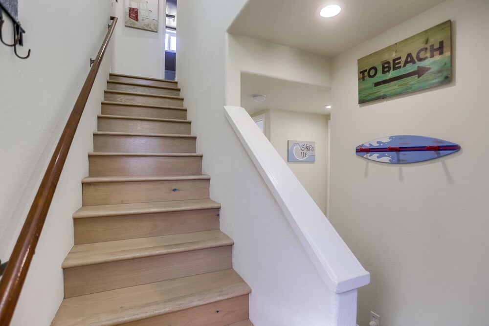Coastal Hideaway - 2 Br Townhouse view 5