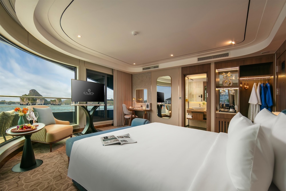 Calista Luxury Cruise