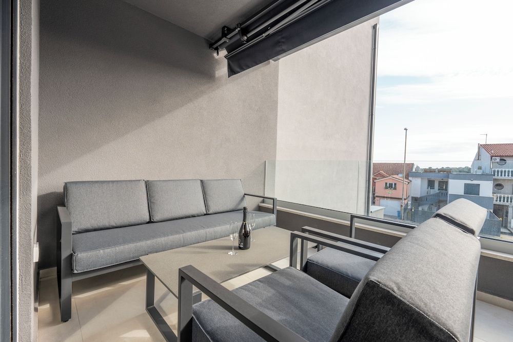 Apartment Tissa