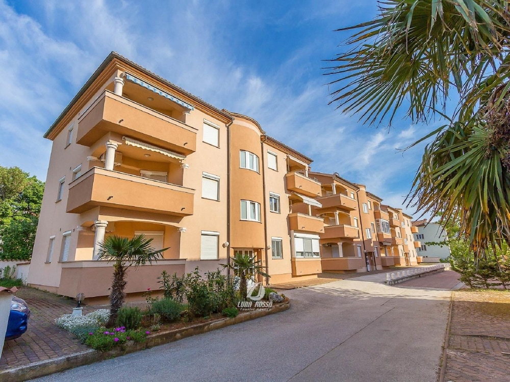Apartment in Medulin Near Beach
