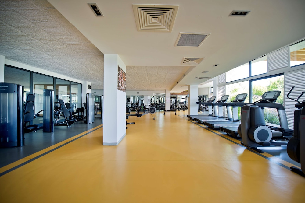 Ramada Resort by Wyndham Bodrum - Image 79