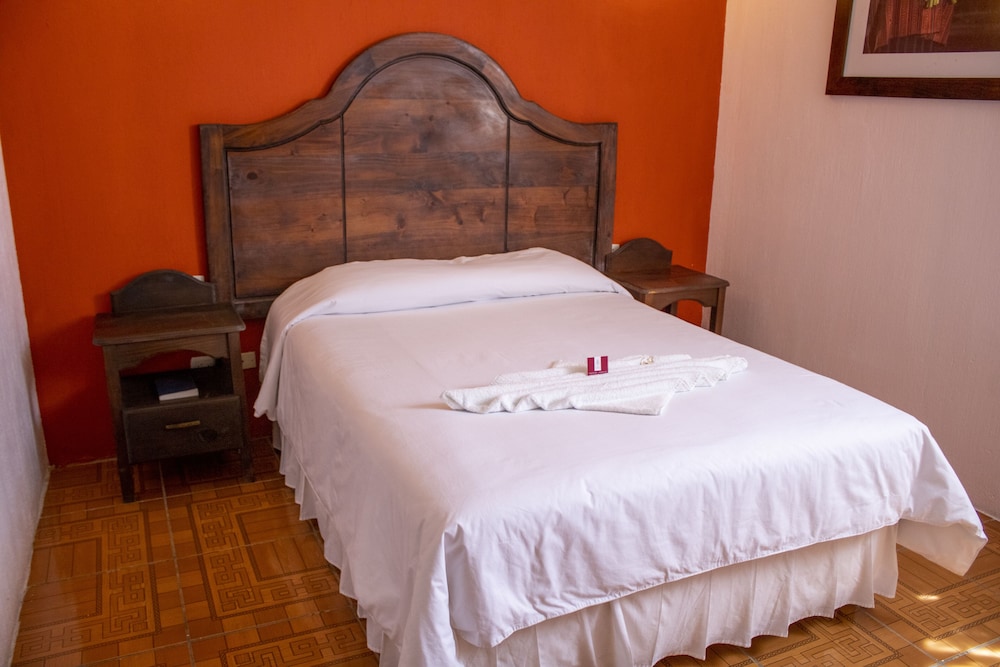 Panajachel Vacations - Hotel y Restaurante Casa Texel - Property Image 10