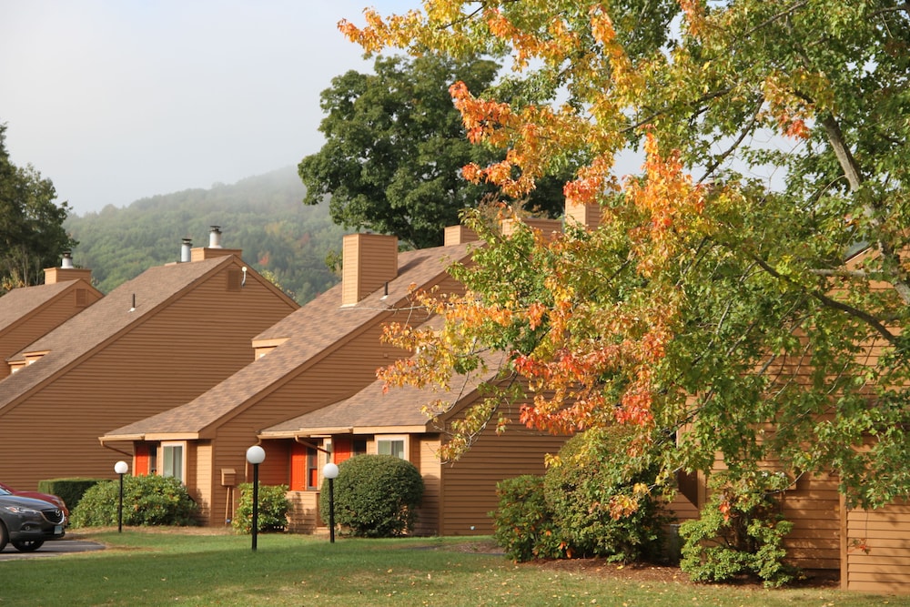 Cold Spring Plymouth Resort