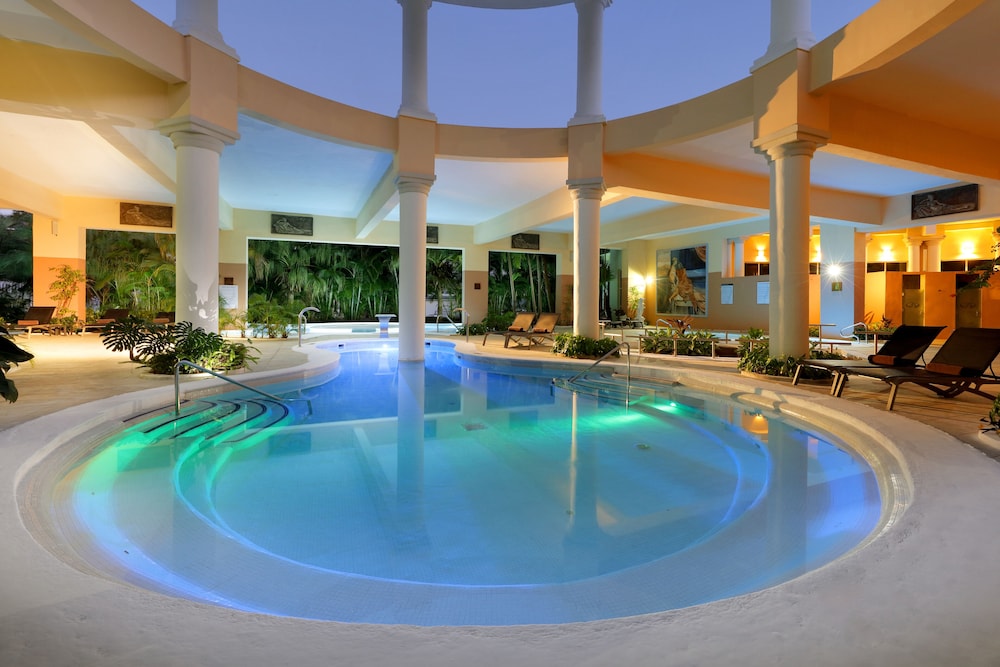 Grand Palladium Jamaica Resort  Spa All Inclusive - Property Image 97