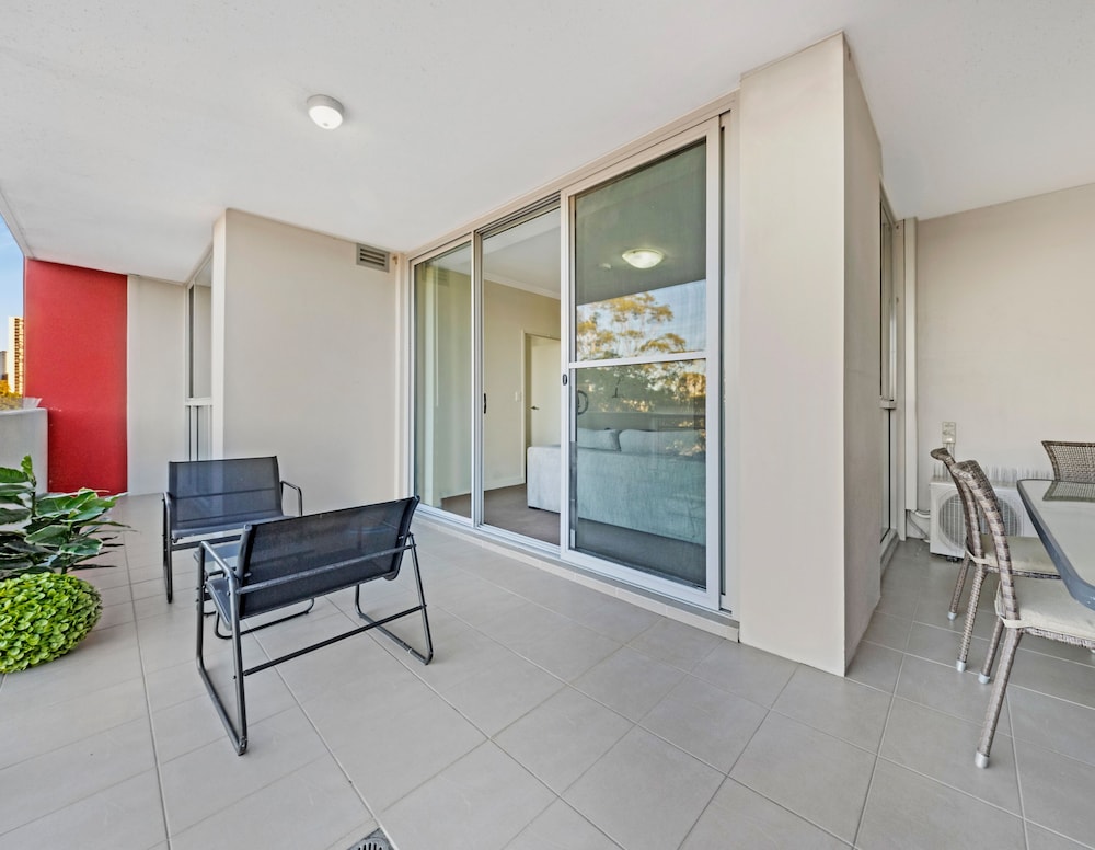 Kozyguru | Westmead | Modern Apt | Near Hospital
