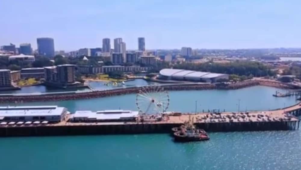 Zen Ocean Charm 3BR Luxury W Front Apt Pool BBQ - Image 5