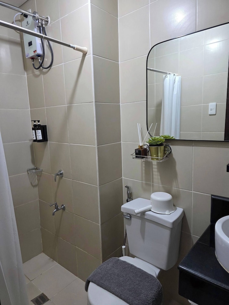 Pioneerwoodlands Mandaluyong Studio Unit