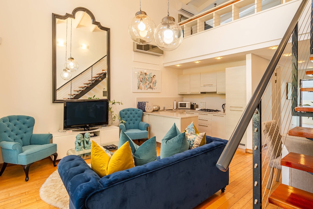 The Ivy Apartments