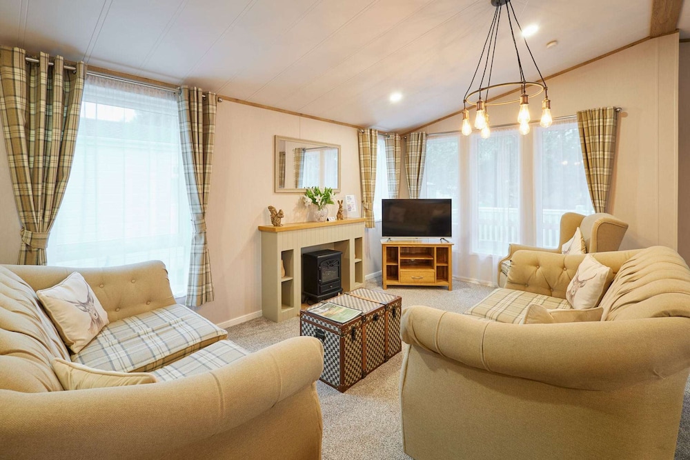 Host Stay Foxglove Lodge