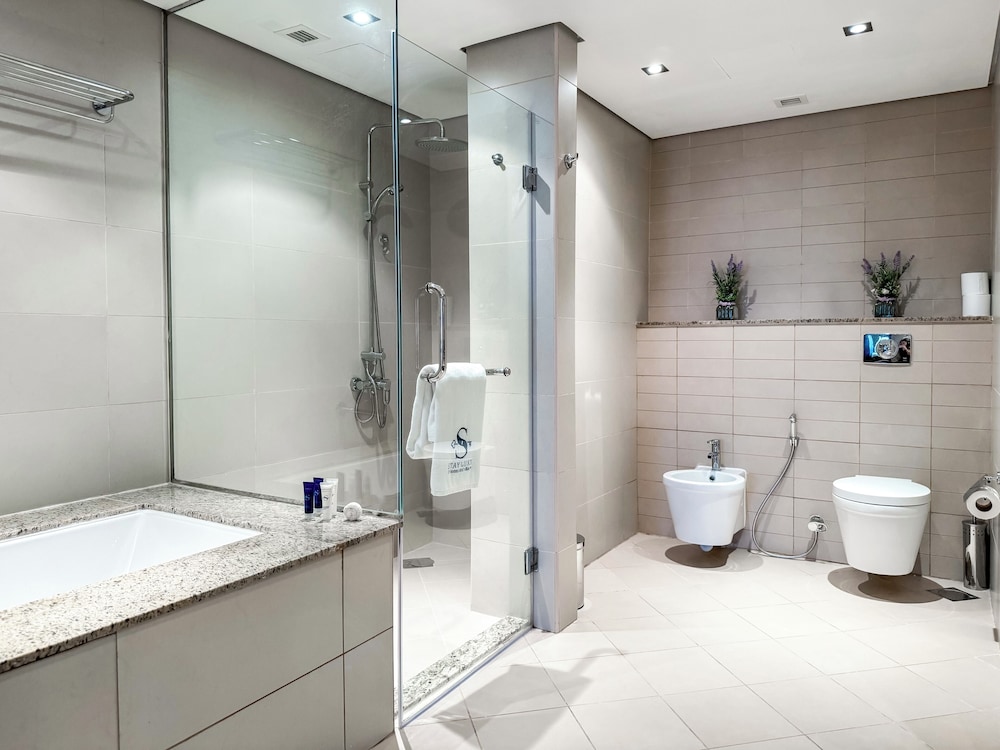 Resort Apartments - Royal Amwaj North