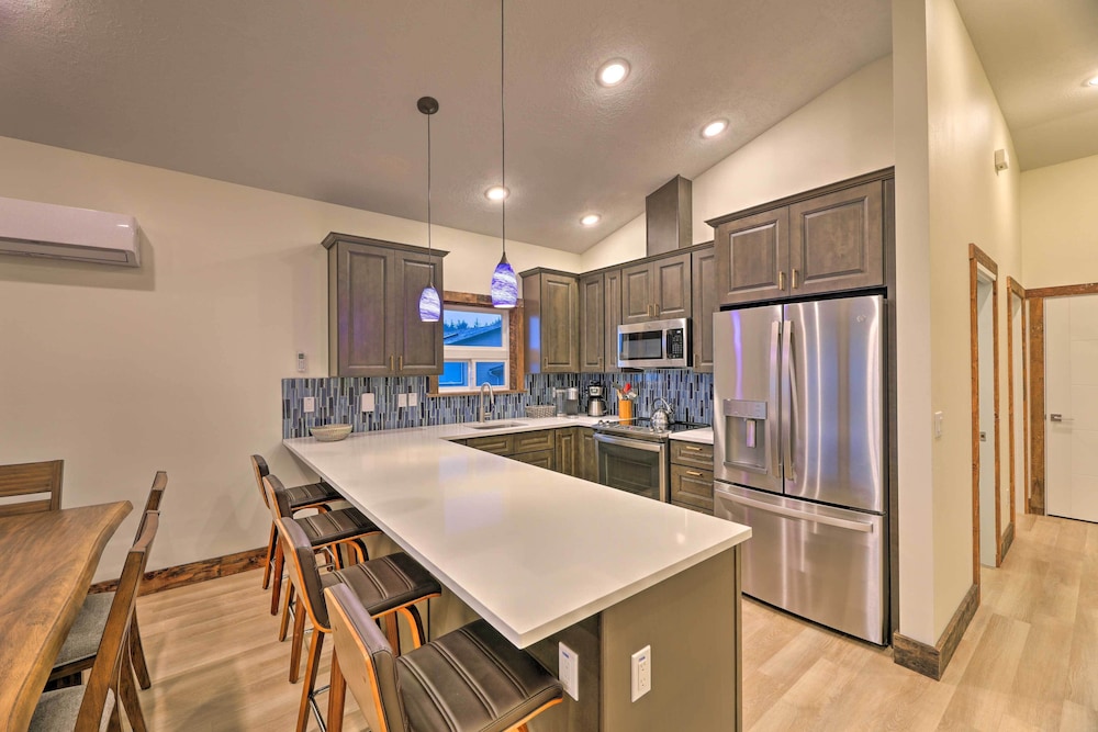 Sanderling Sea Cottages, Unit 5 w/ Ocean Views! view 5