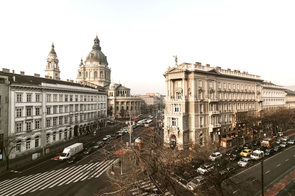 Andrassy 1 Apartment view 5
