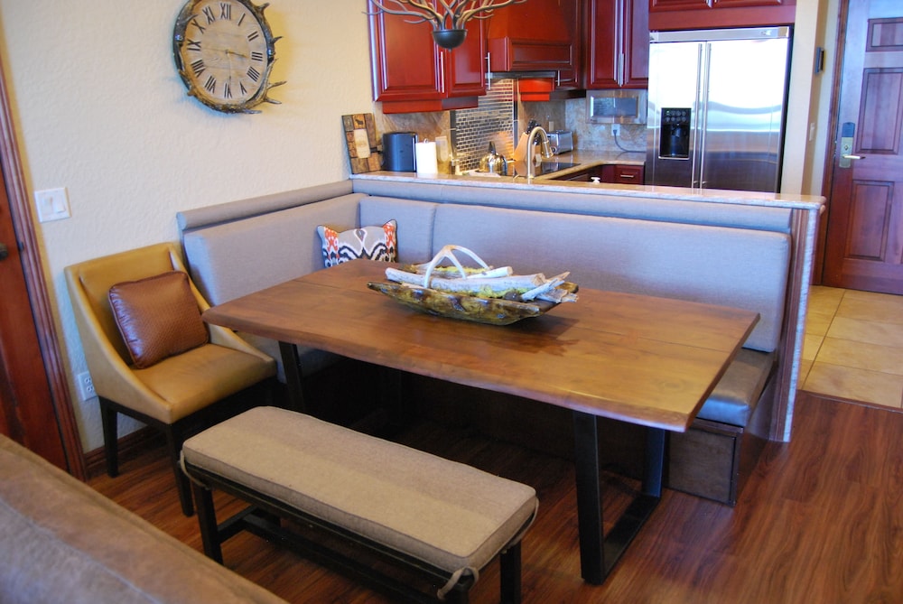 White Pines 1-BD at Westgate - Cloud 9