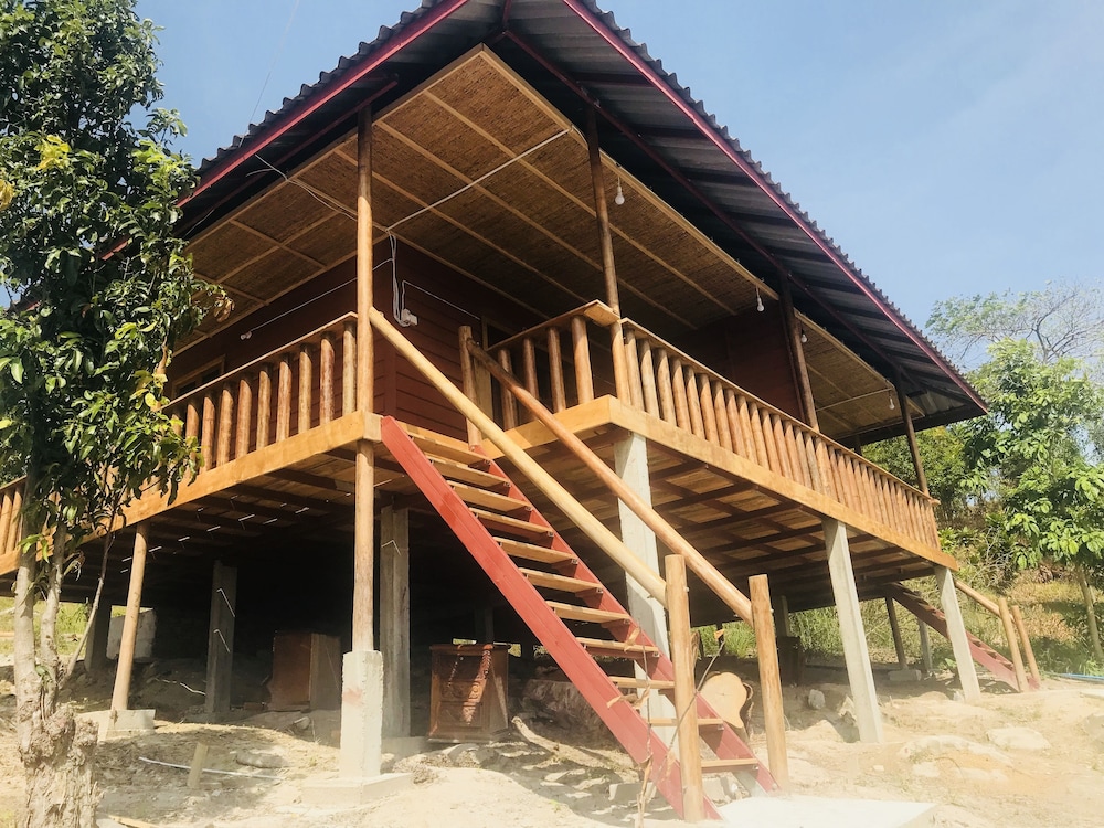 Nice Beach Bungalow