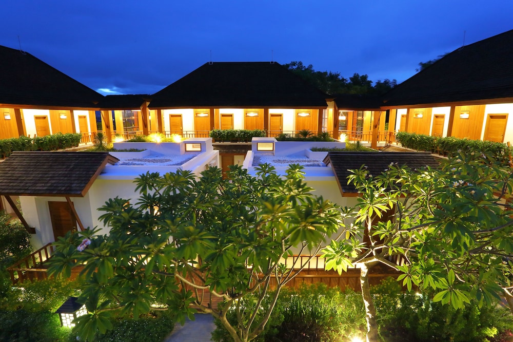 Mount Inle Hotel & Resorts