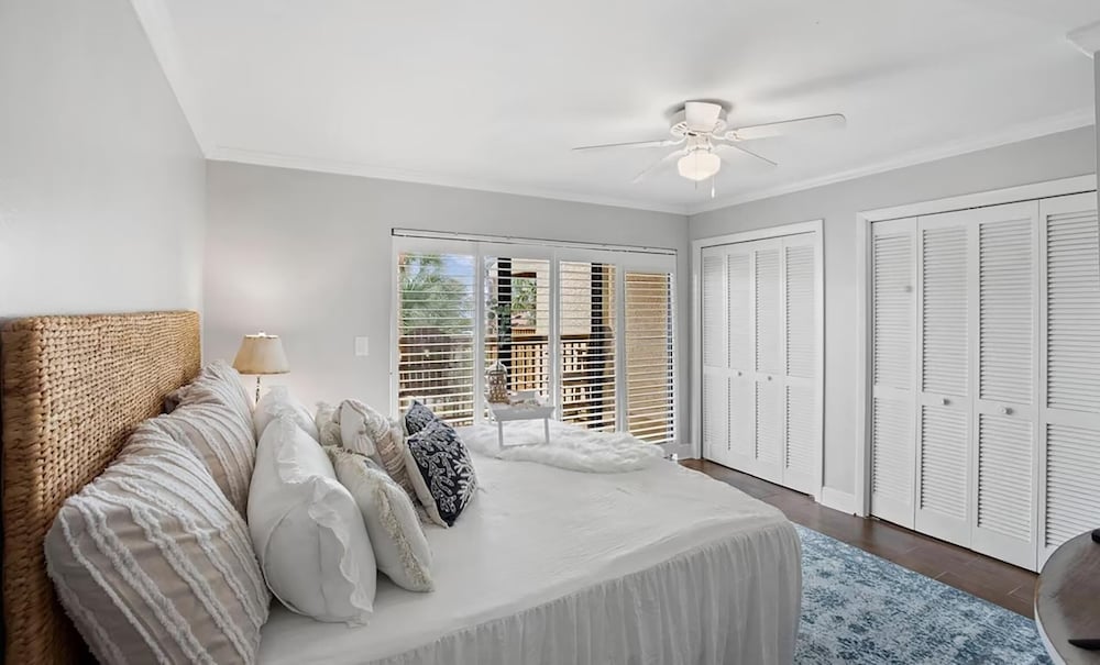 Portside Sg2- Seabreeze Townhome