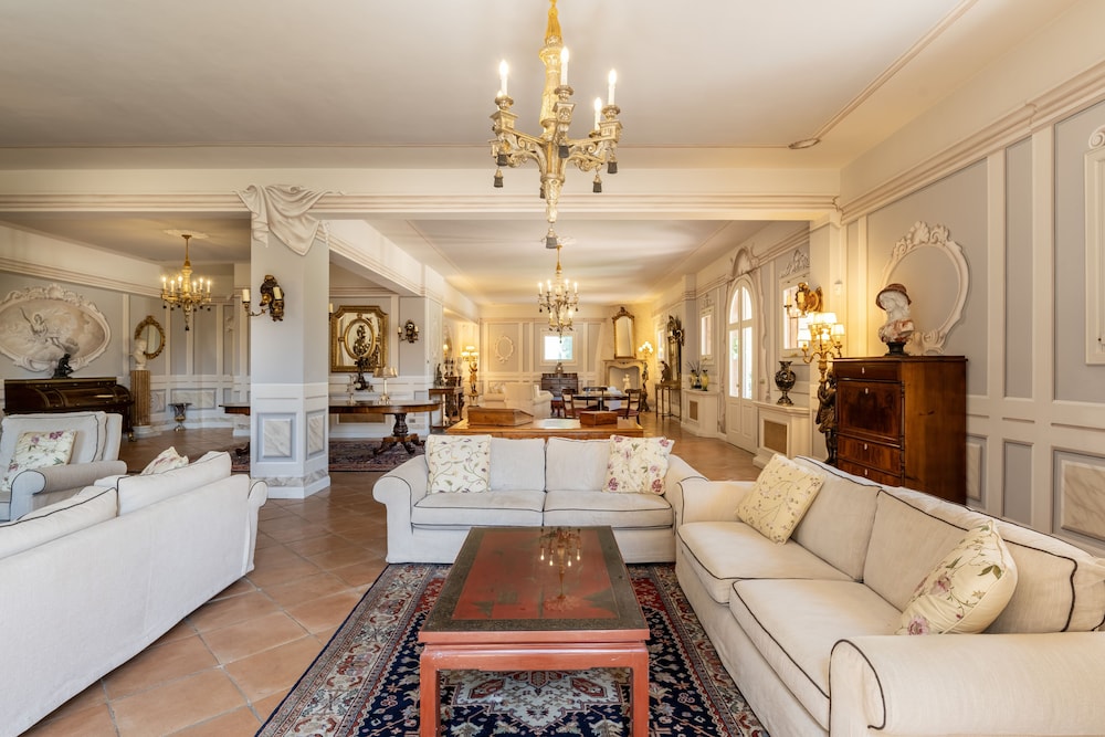 Villa Valentini Bonaparte view 3