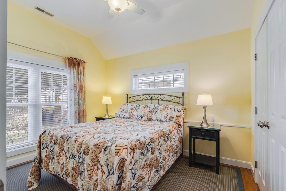 Delaware Avenue 34B