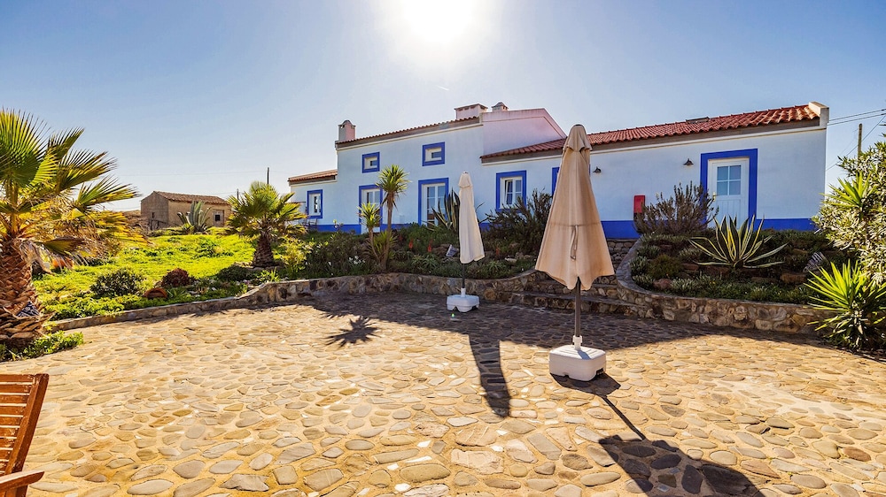 Casa Presente Guesthouse