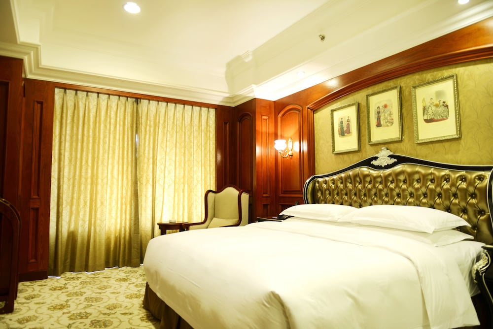 Enrichee Gloria Plaza Hotel Qingdao
