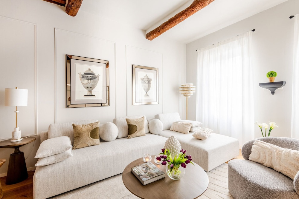 Casa Meg in Lucca With 3 Bedrooms and 2 Bathrooms