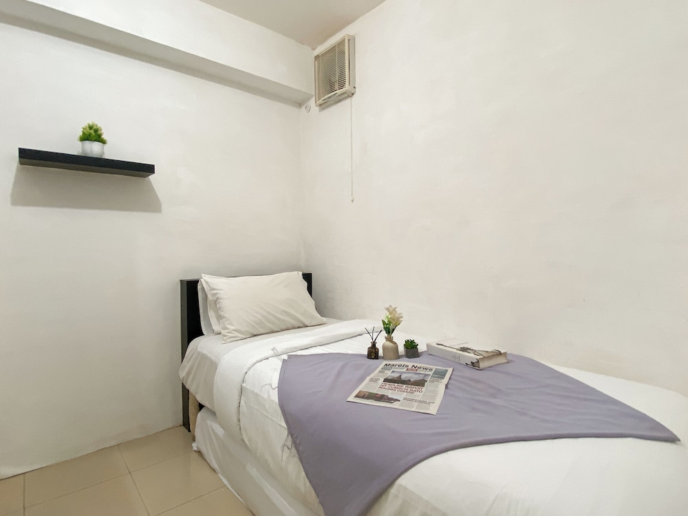 Functional 2Br At Apartment Bassura City