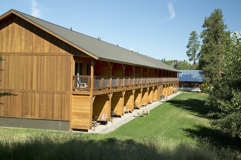 Methow River Lodge & Cabins