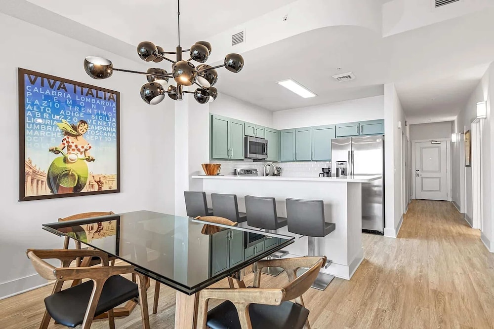 Salt and Shore Escape Sleeps 7