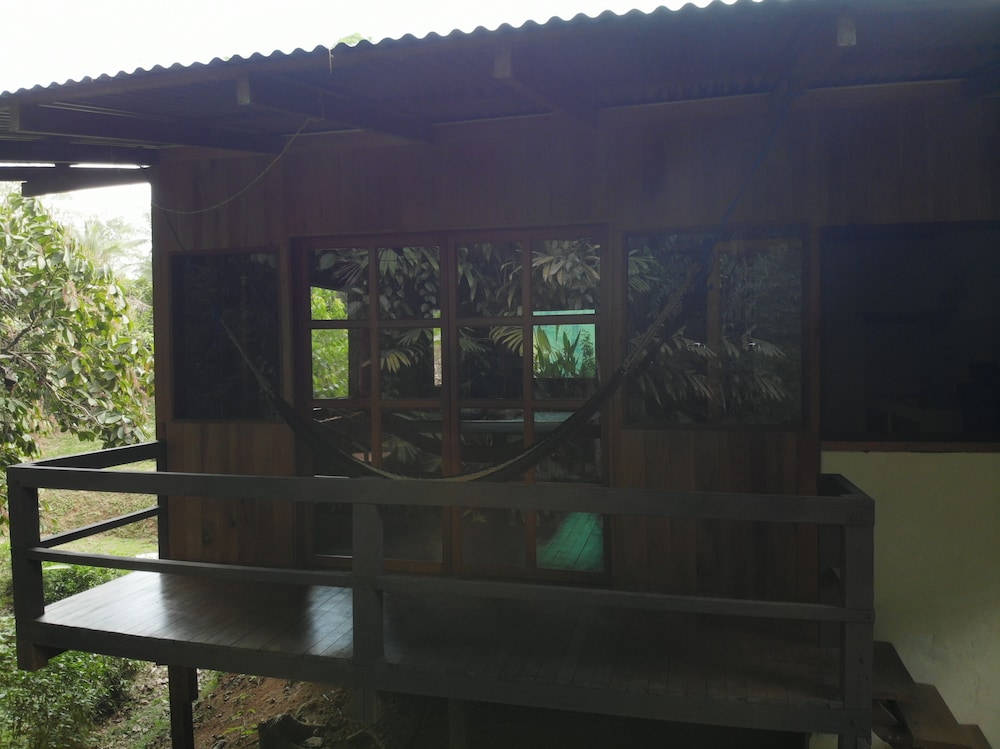 Cabañas Bajo Bosque Drake