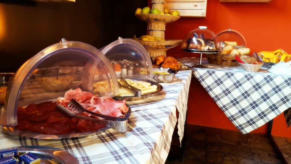Lake Garda Hostel
