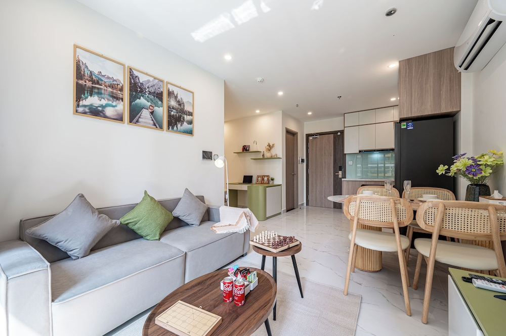 LA Nest 1bed with pool view big deal