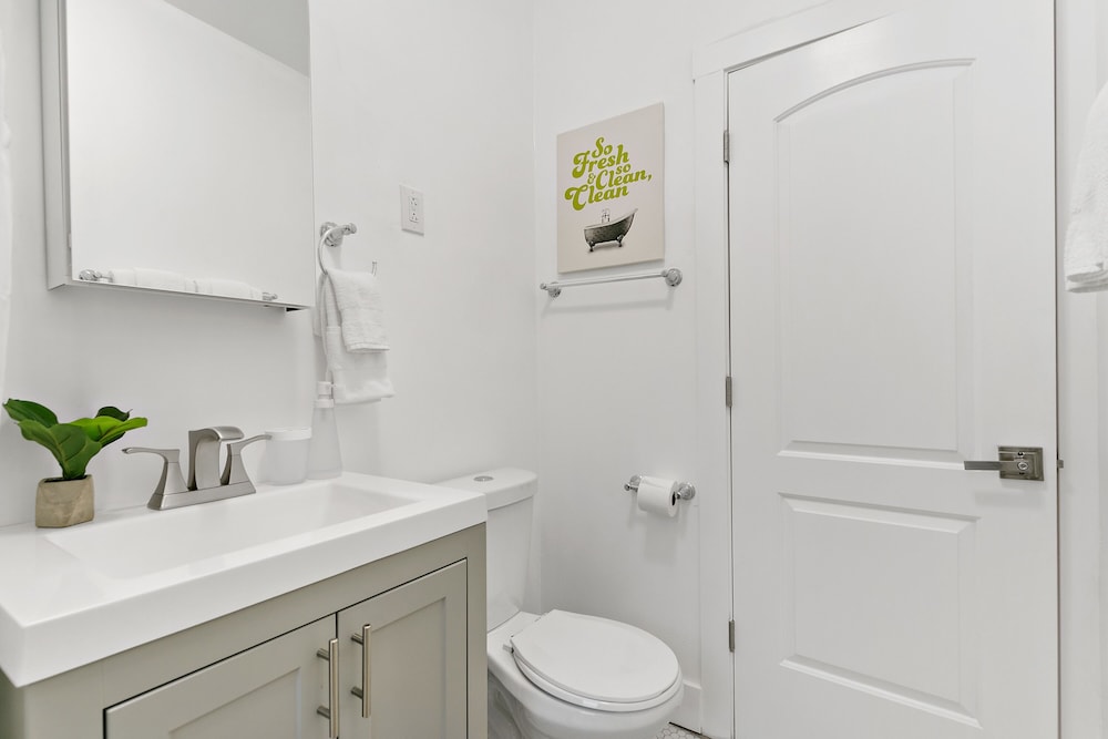 1BR City Comfort - Campbell rep