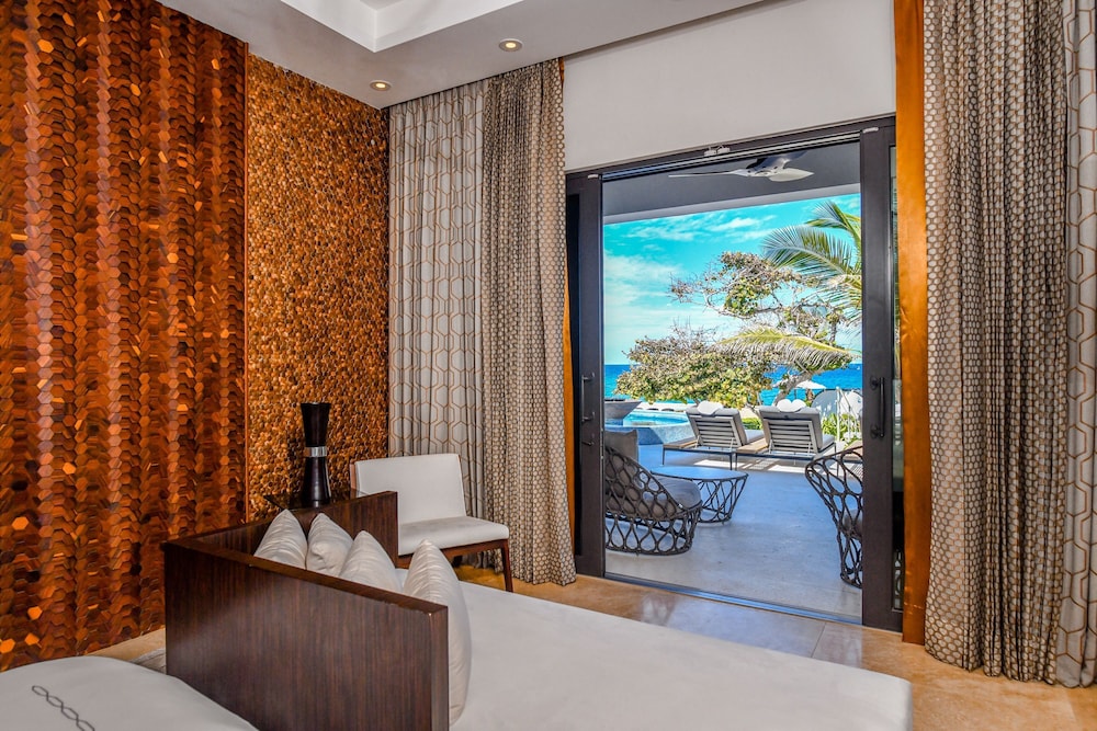 Oceans 8 Villa at the Tryall Club