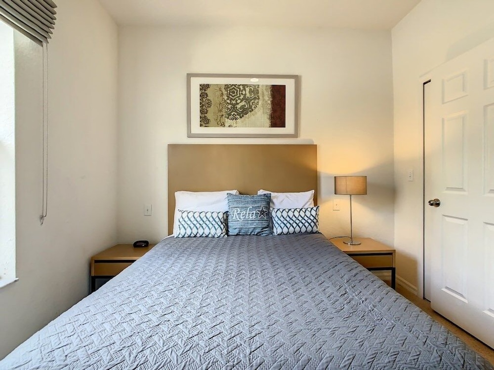 4br Home W Hottub In Regal Oaks Resort Near Disney 4 Bedroom Townhouse