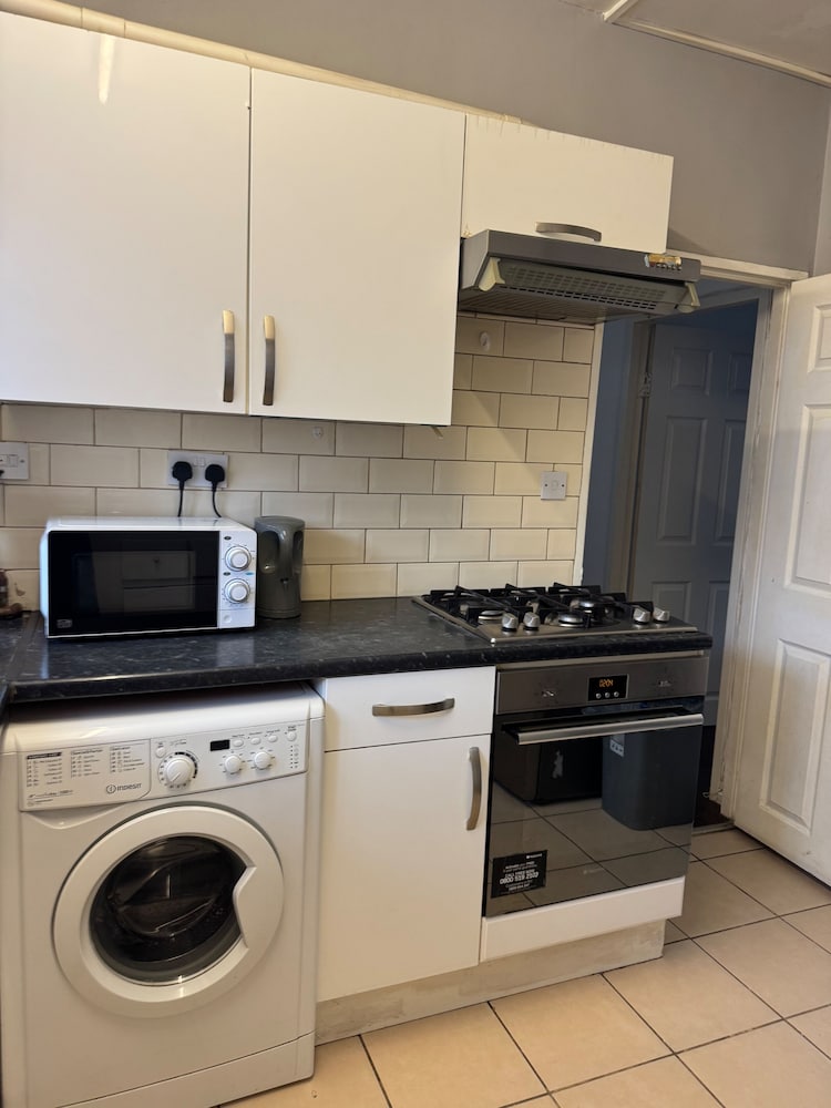 Calm and Cosy Apartment in Central London