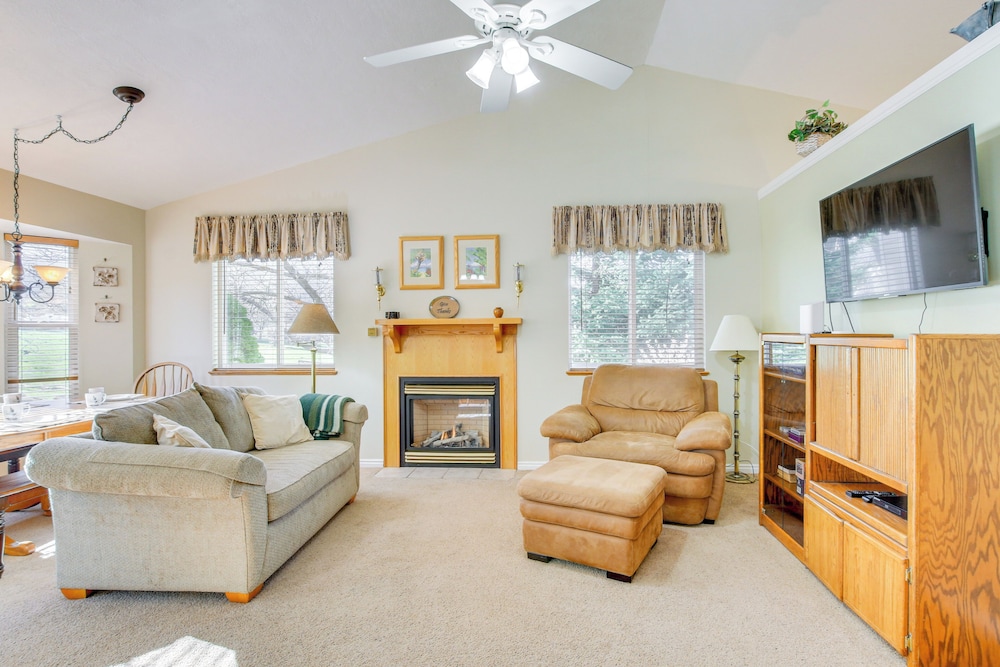 5 Mi to Downtown Logan: Scenic Retreat w/ Patio