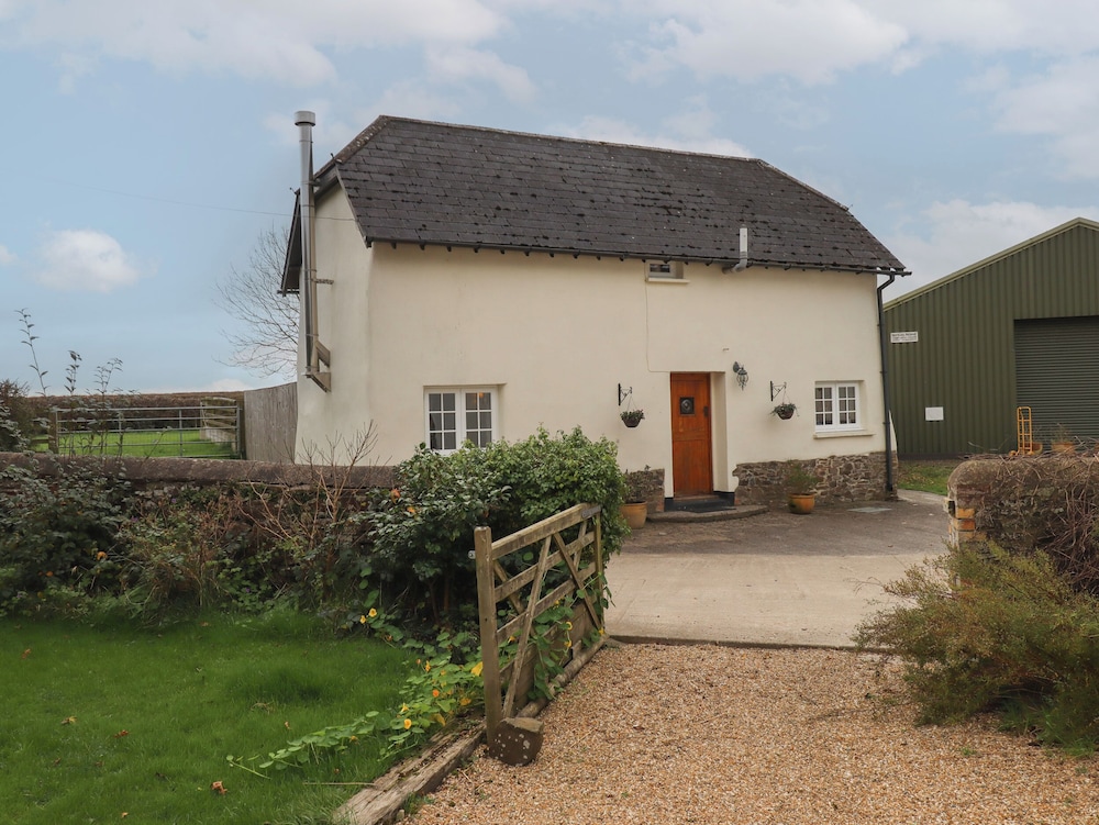Cherryblossom Cottage
