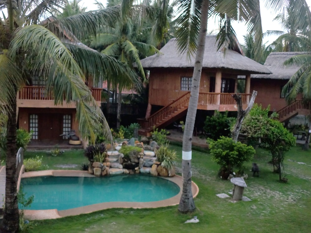 Hoyohoy Villas