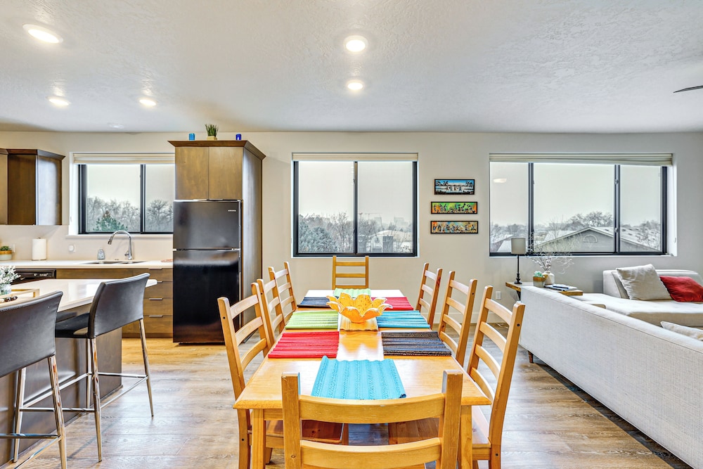 2 Mi to Dtwn: Dog-friendly Gem w/ Patio in Boise