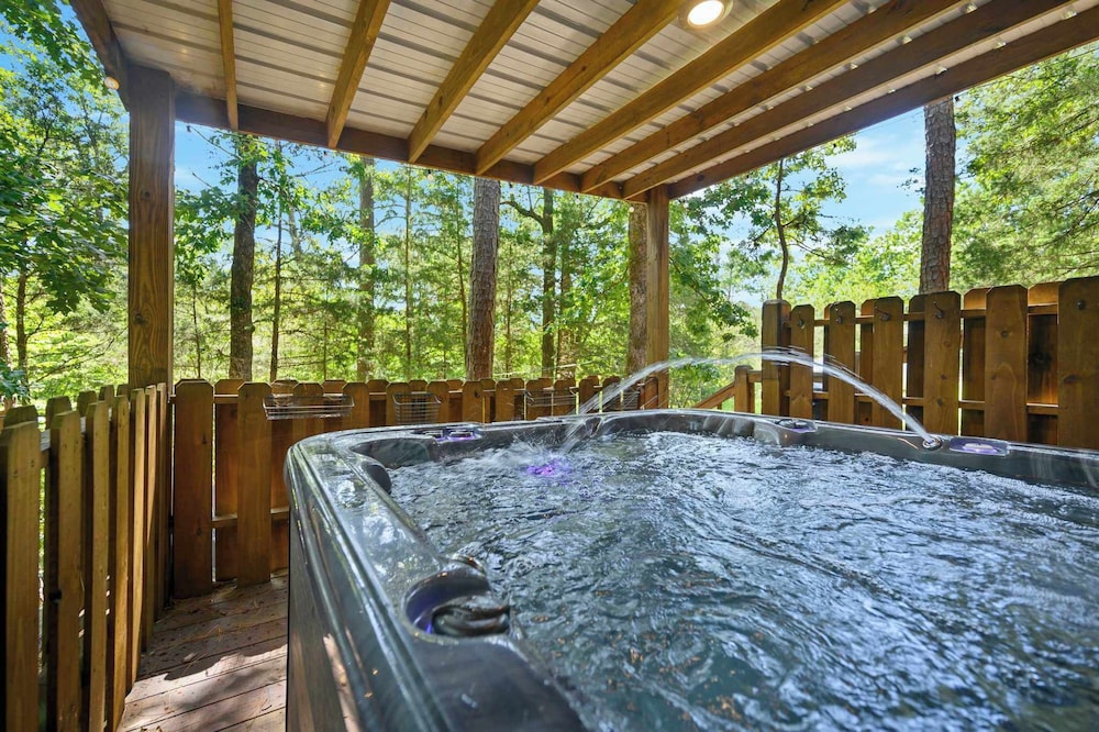 Kalo Cabin Secluded Stay