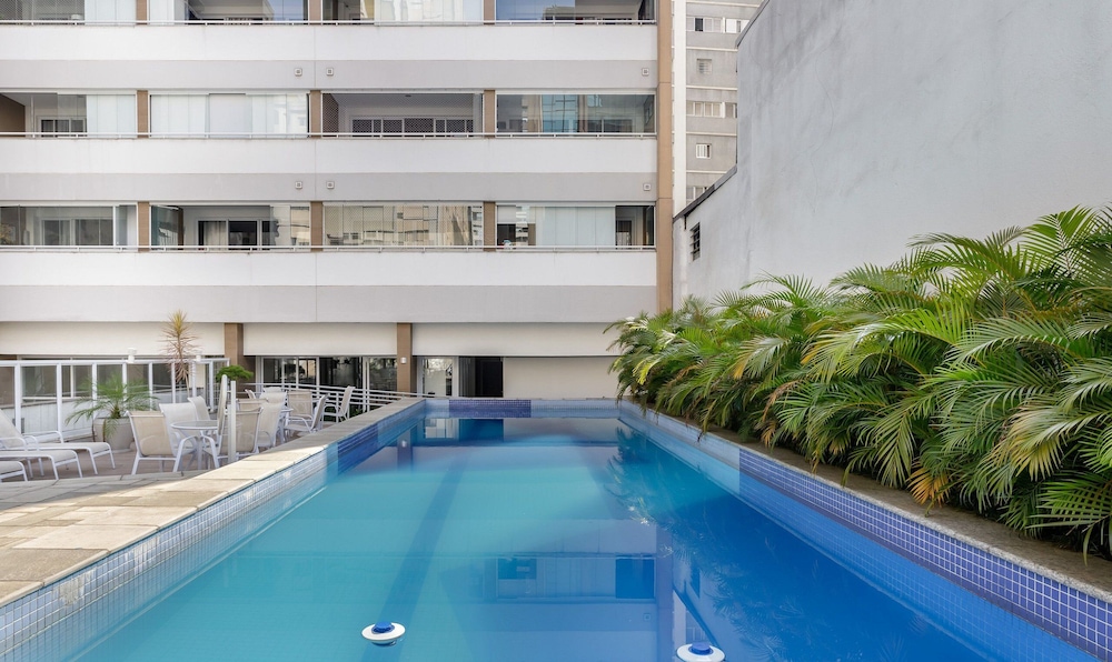 Studio With Swimming Pool Near Se Cathedral Cgf135