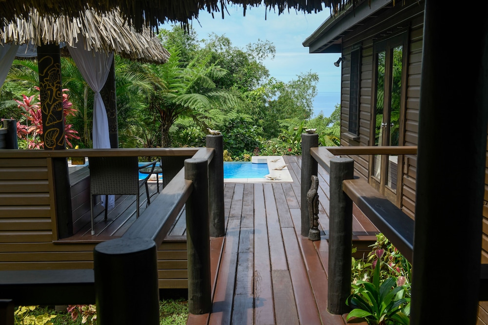 Emaho Sekawa Resort