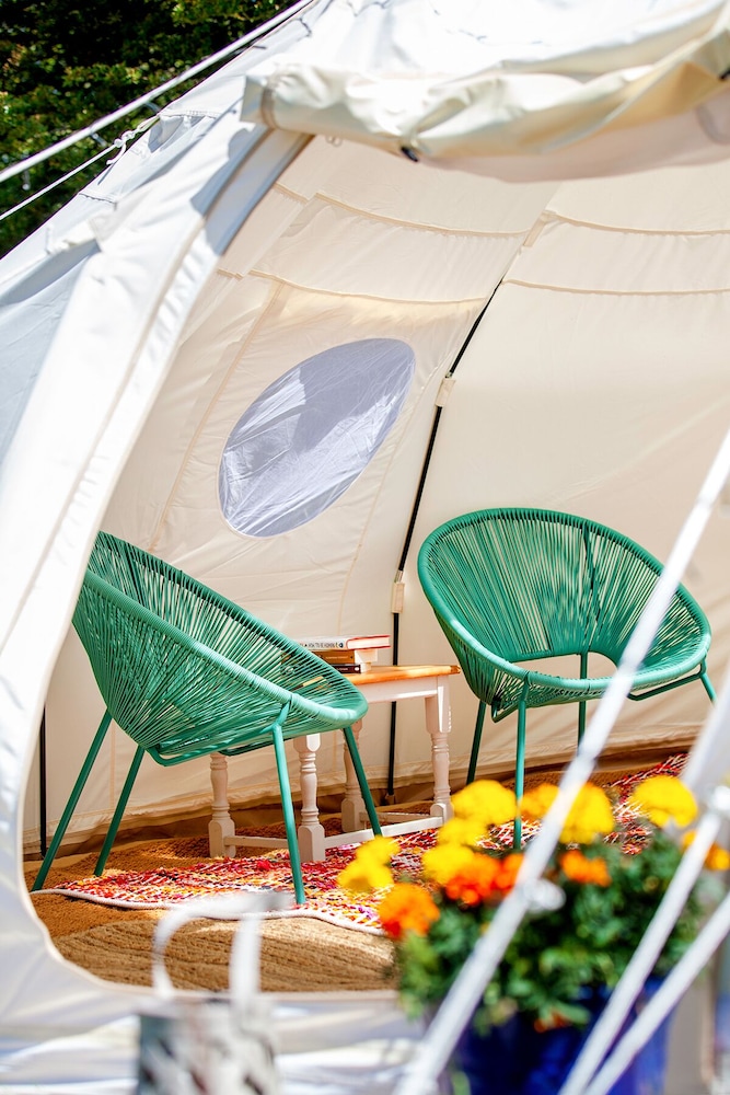 Loughborough Vacations - Star Gazing Bell Tent Farm Stay - Property Image 3
