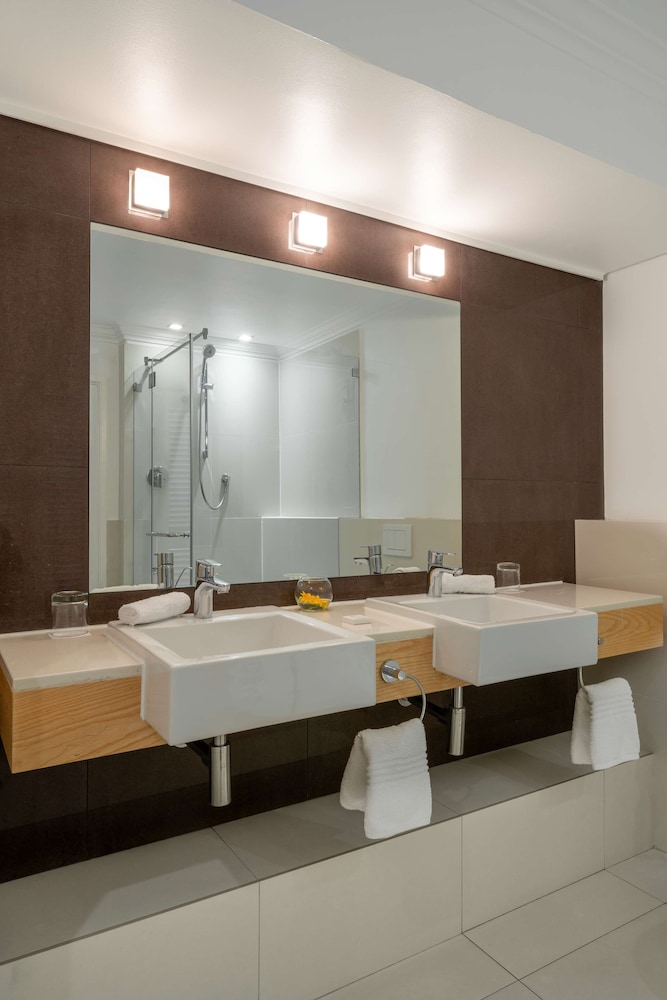 Radisson Collection Hotel, Waterfront Cape Town 61