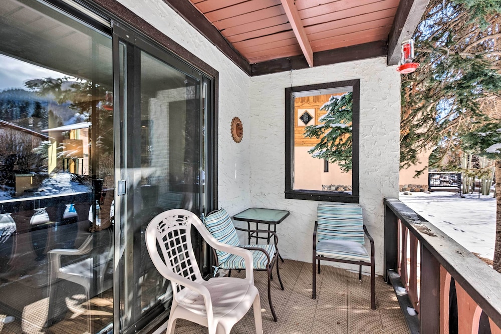 Waterfront Red River Haven: Walk to Ski Lift! view 4