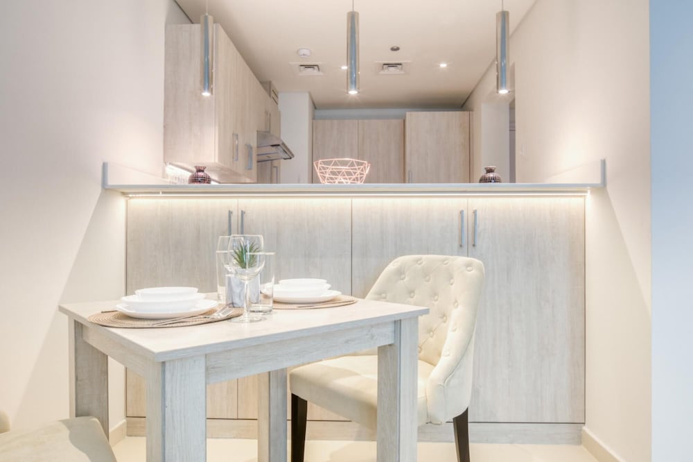 Prestigious 1BR Escape at The Palm