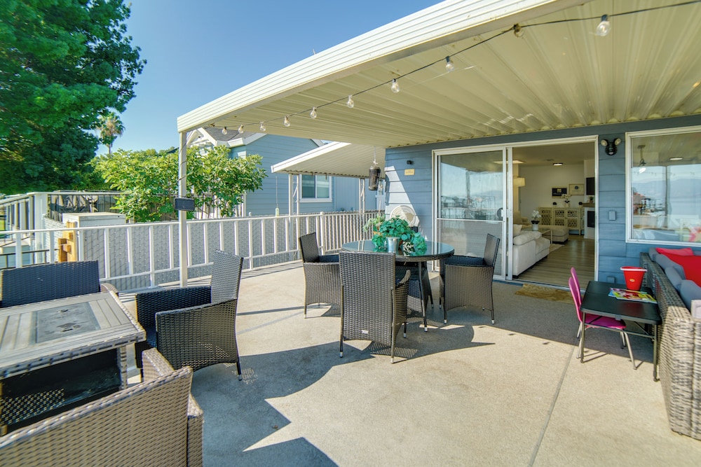 Hot Tub, Views & Dock! Playful Home on Clear Lake