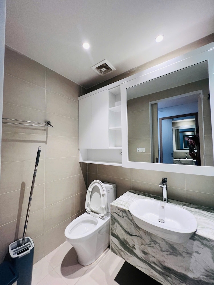 OceanSky Suites - Gold Coast Tower
