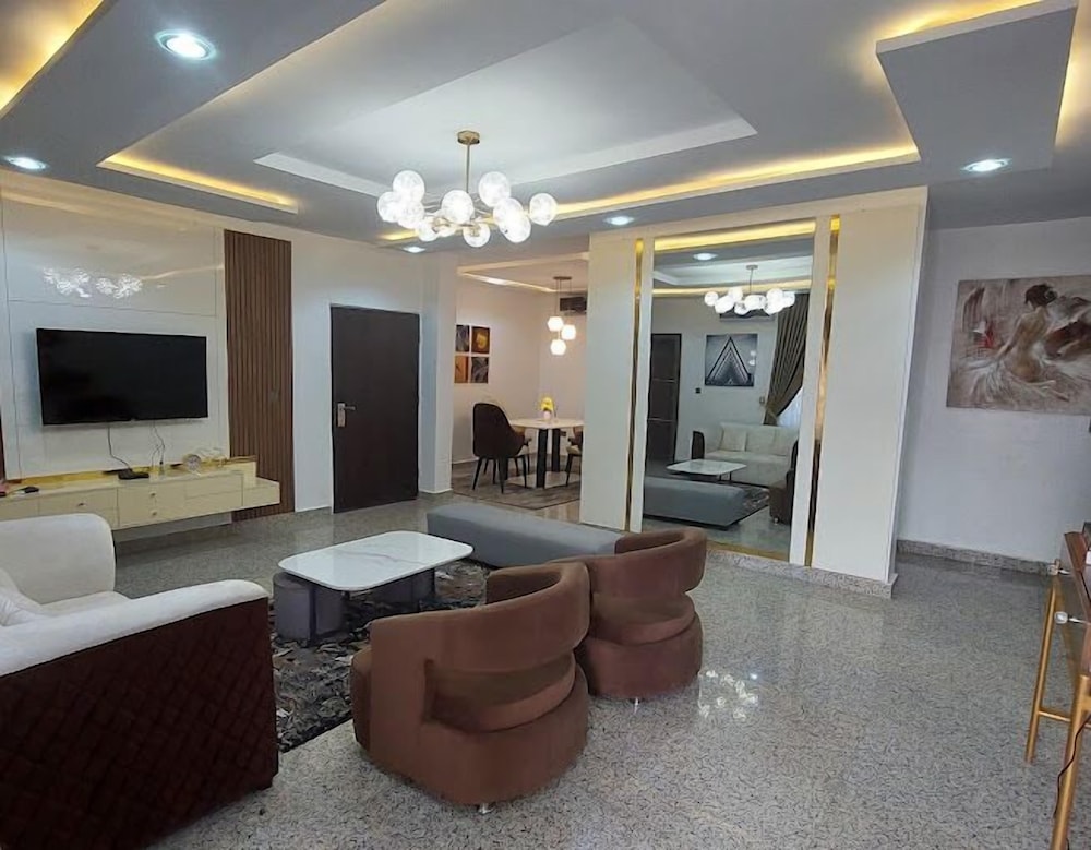 Madisonville Apartment